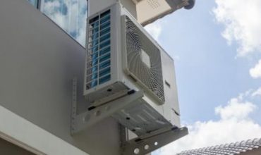 300675-normativa-instalar-aire-acondicionado-exterior